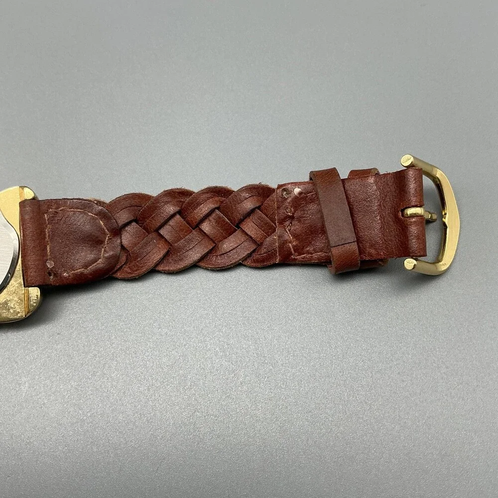 Vintage Timex Pooh Womens Watch 30mm Profile Gold Tone Leather New Battery